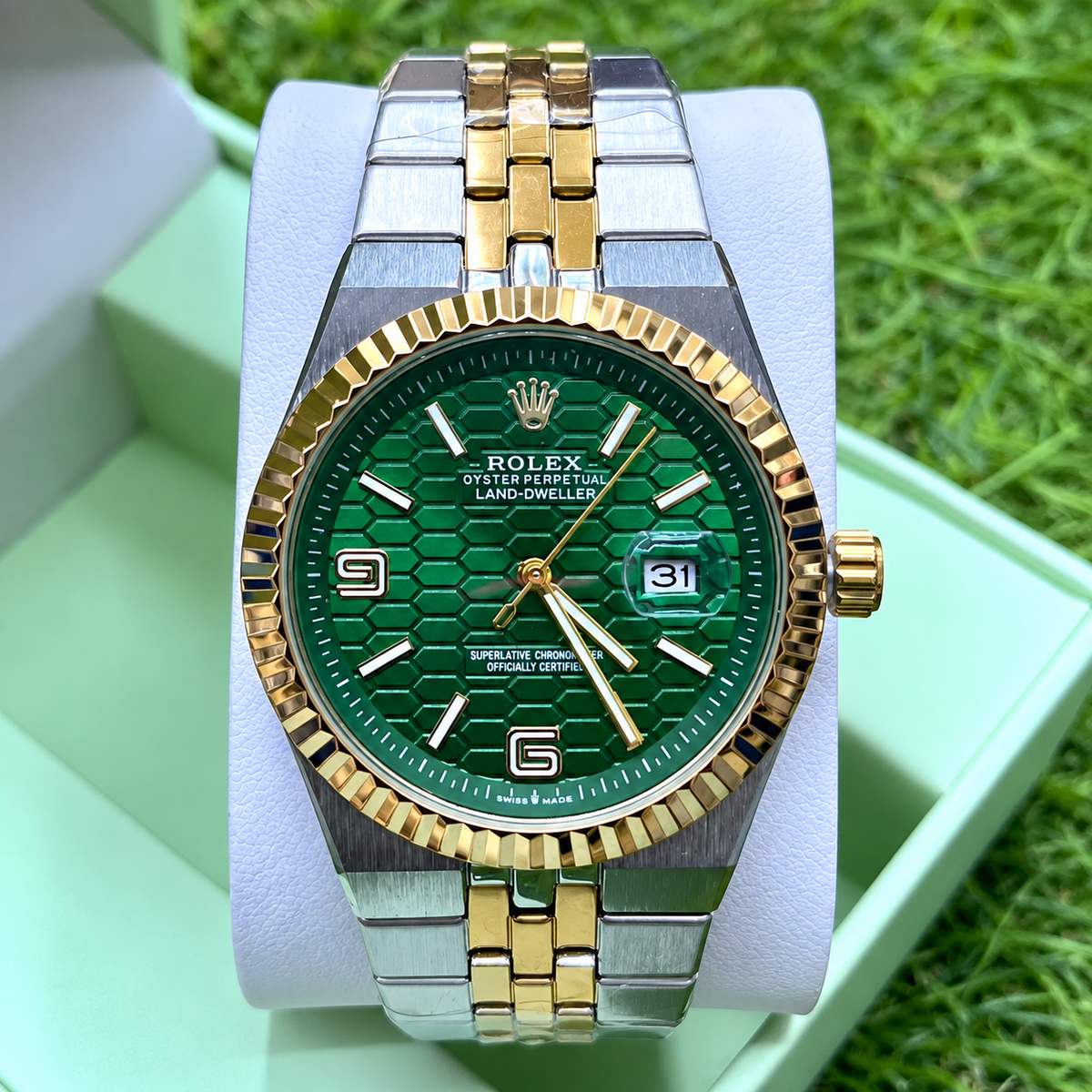 Rolex Date-Just Men's Fluted Bezel Watch with Textured Dial and Metal Bracelet
