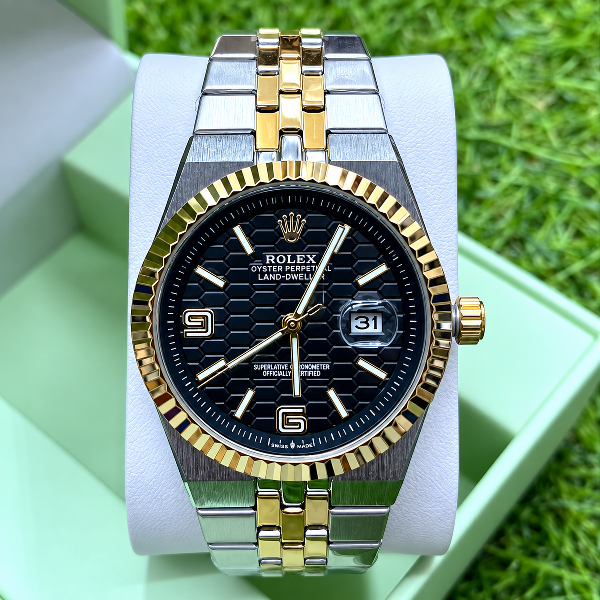 Rolex Date-Just Men's Fluted Bezel Watch with Textured Dial and Metal Bracelet