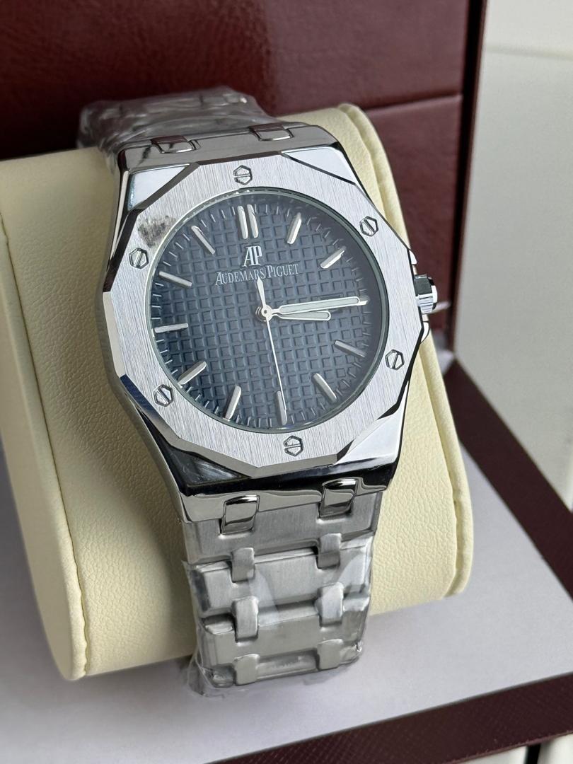 Stylo Royal Series Luxury Octagonal Watch – Stainless Steel