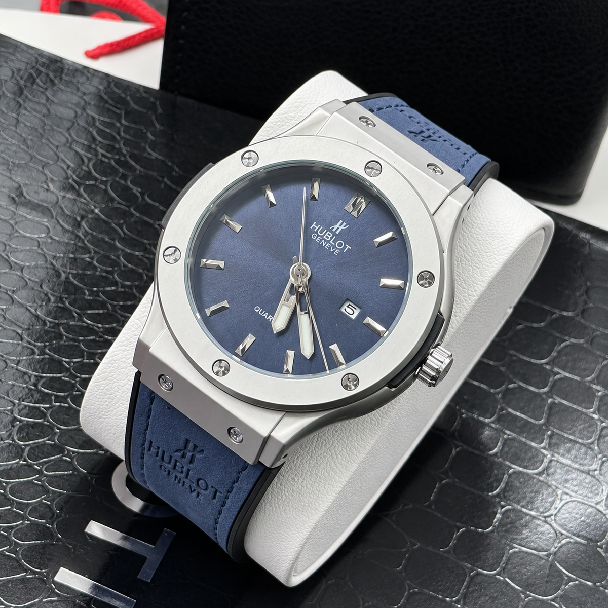 Hublot Classic Fusion Style Luxury Quartz Watch – Stainless Steel Case with Leather Strap