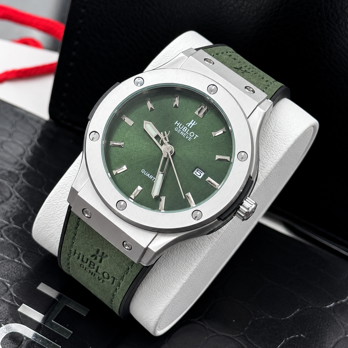 Hublot Classic Fusion Style Luxury Quartz Watch – Stainless Steel Case with Leather Strap