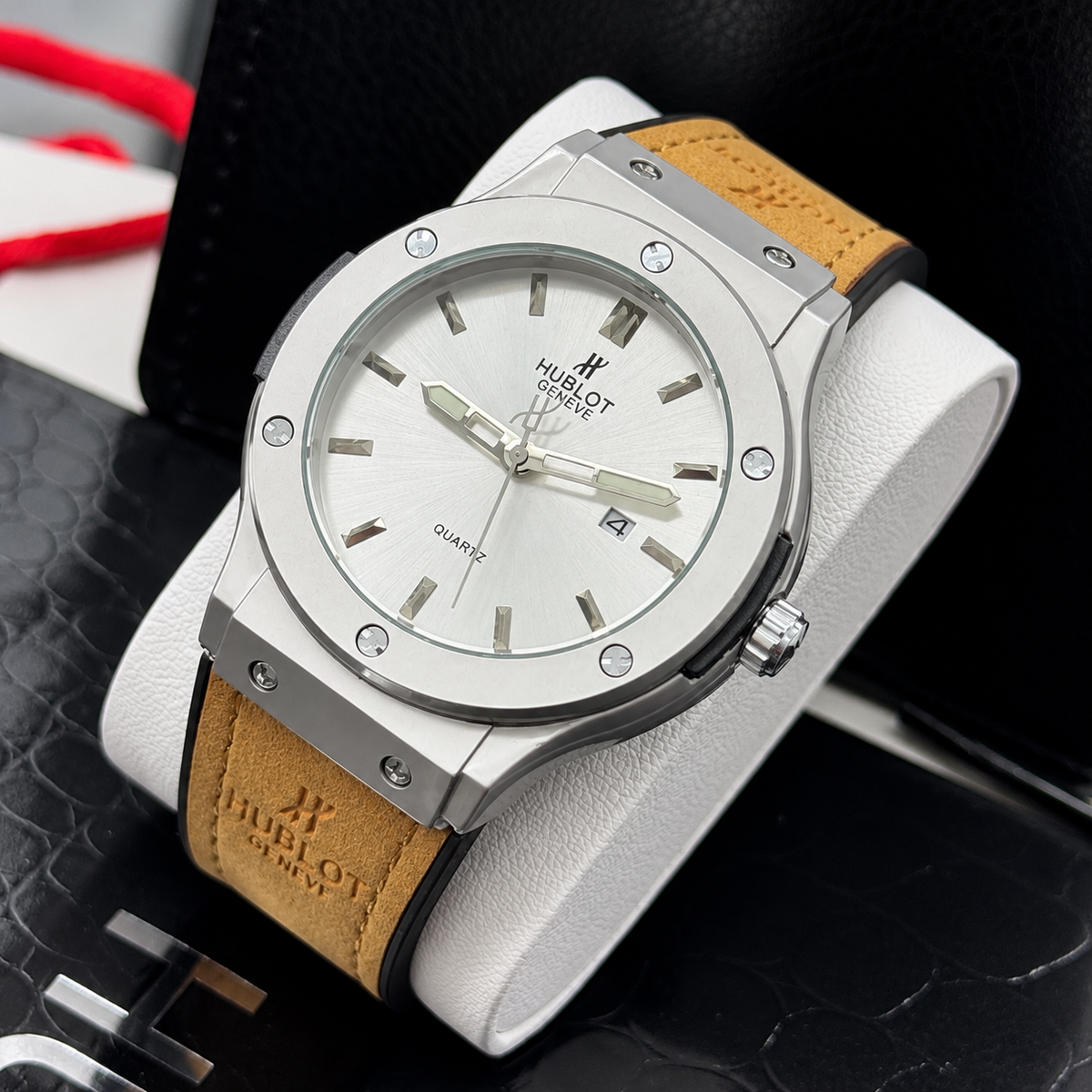 Hublot Classic Fusion Style Luxury Quartz Watch – Stainless Steel Case with Leather Strap