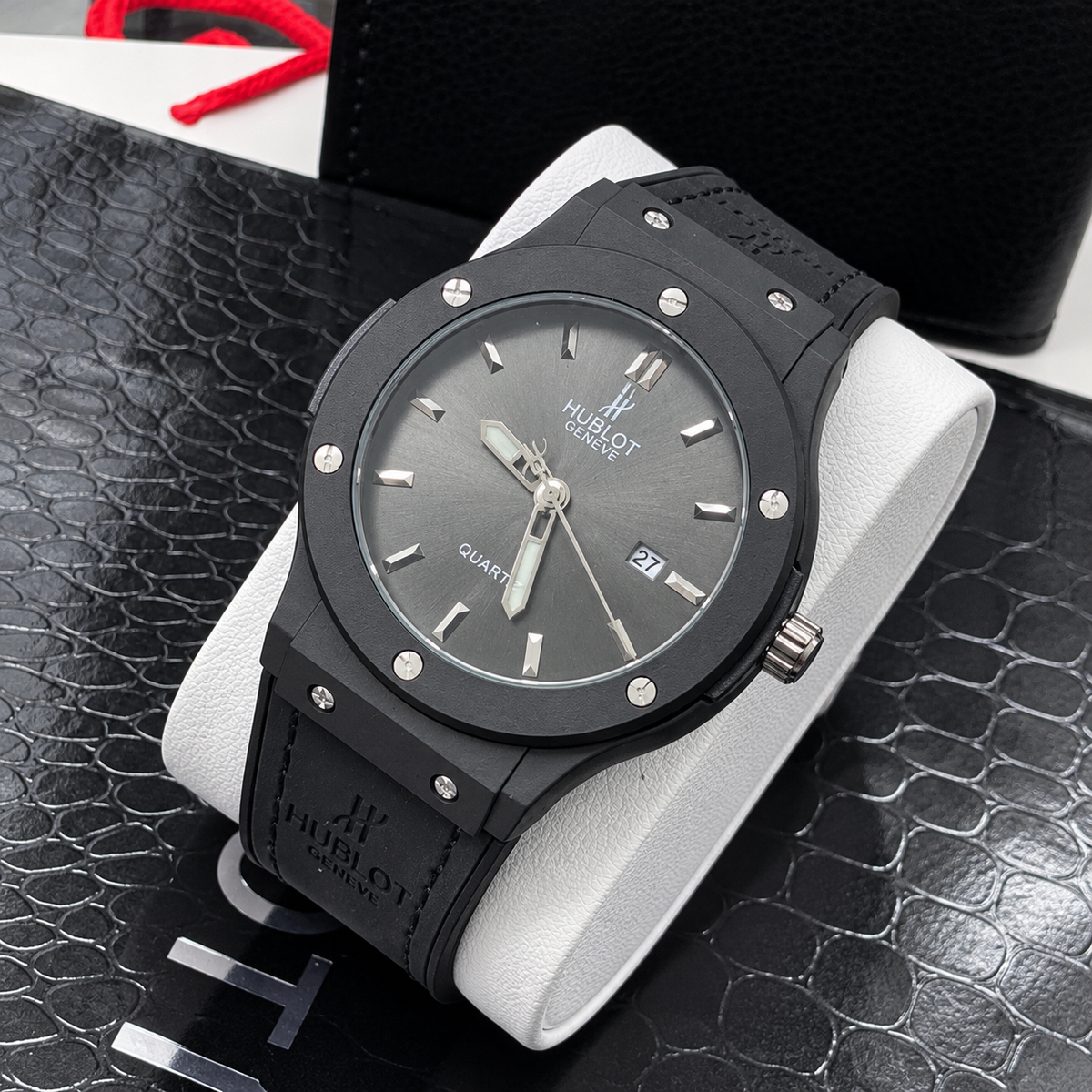 Hublot Classic Fusion Style Luxury Quartz Watch – Stainless Steel Case with Leather Strap