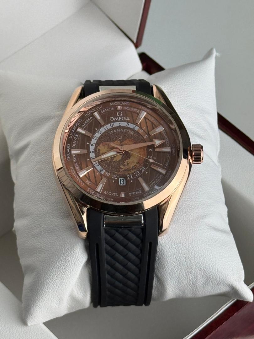 Omega Sea Master With Date Watch For Men