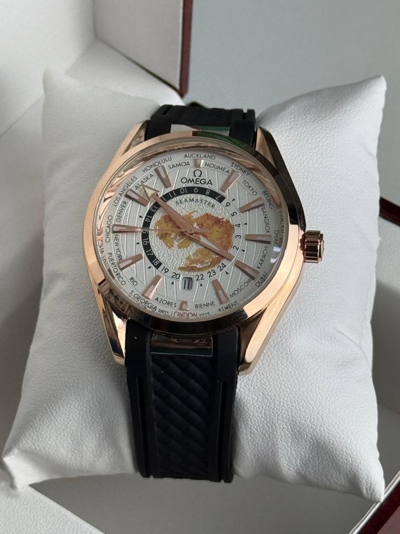 Omega Sea Master With Date Watch For Men